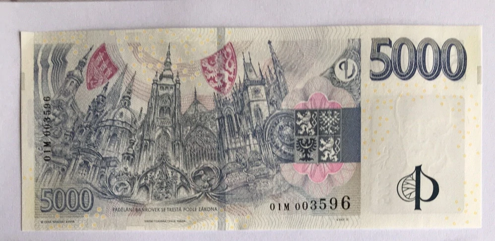 5000 Kč s přítiskem , série 01M , včetně přebalu